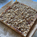 Apple Cheesecake Crumble Bars