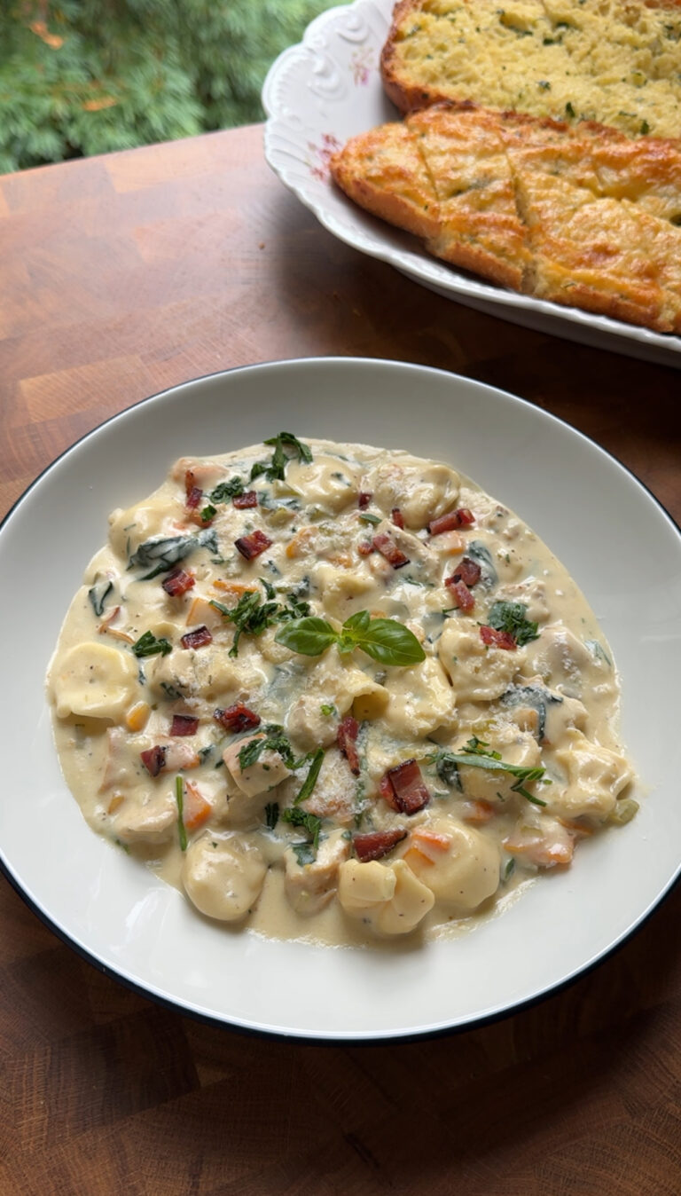 Tortellini Soup And Garlic Bread